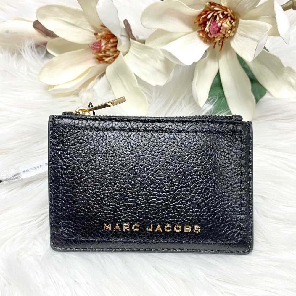✨👏🏻 MARC JACOBS The Groove Leather Zip Wallet
